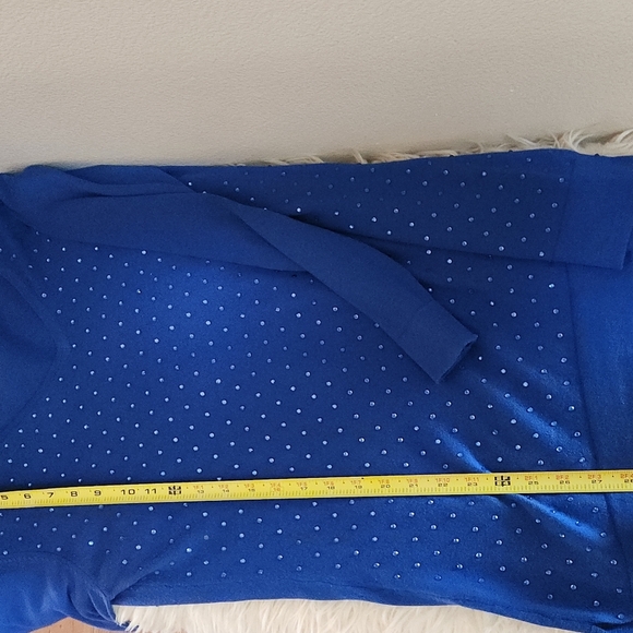 Neiman Marcus Blue Long Sleeve Embellished Tunic - Picture 8 of 13